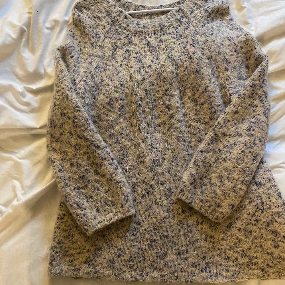 Lou and grey super soft sweater